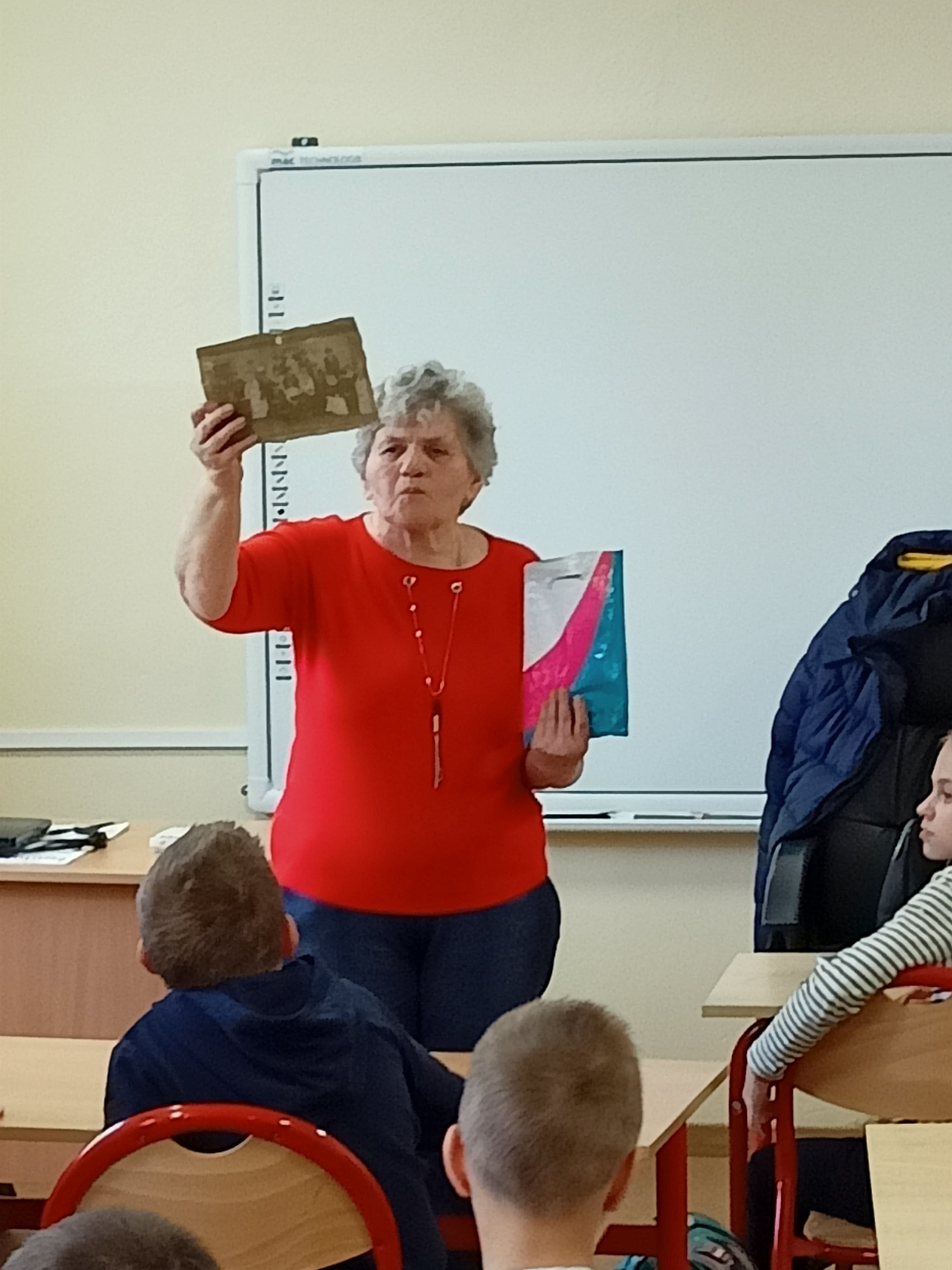 277847710 344577481059670 2320447592913900276 n